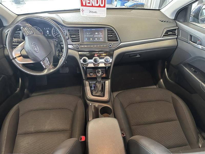 hyundai Elantra 2020 - 18