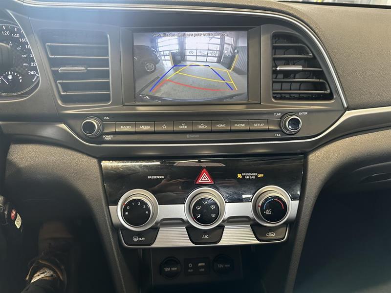hyundai Elantra 2020 - 22