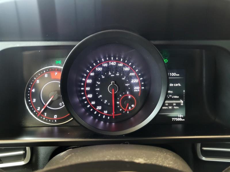 hyundai Elantra 2021 - 23
