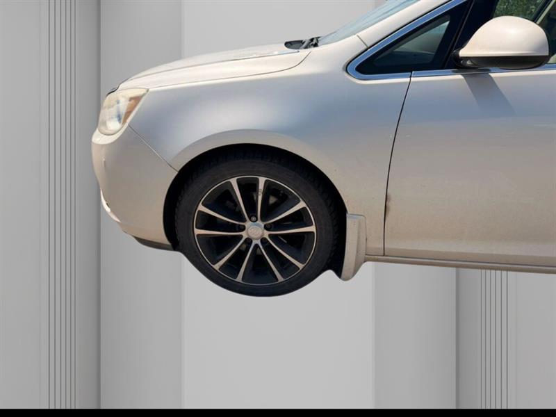 buick Verano 2016 - 10