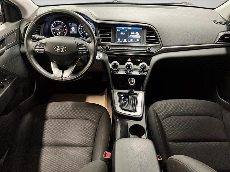 hyundai Elantra 2020 - 12
