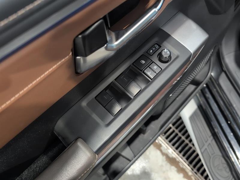 toyota Tundra 2023 - 10