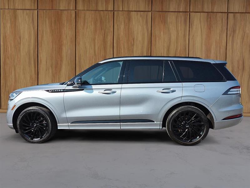 lincoln Aviator 2023 - 10