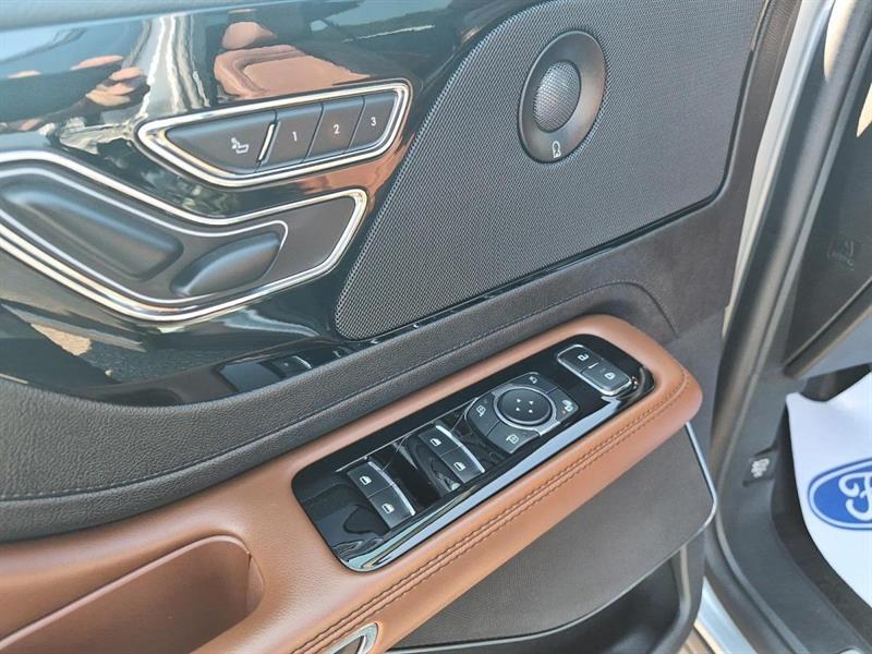 lincoln Aviator 2023 - 12