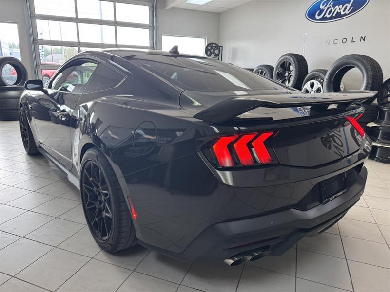 ford Mustang 2024 - 3