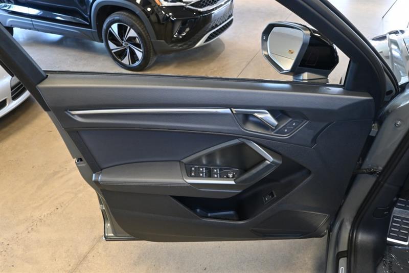 audi Q3 2023 - 15