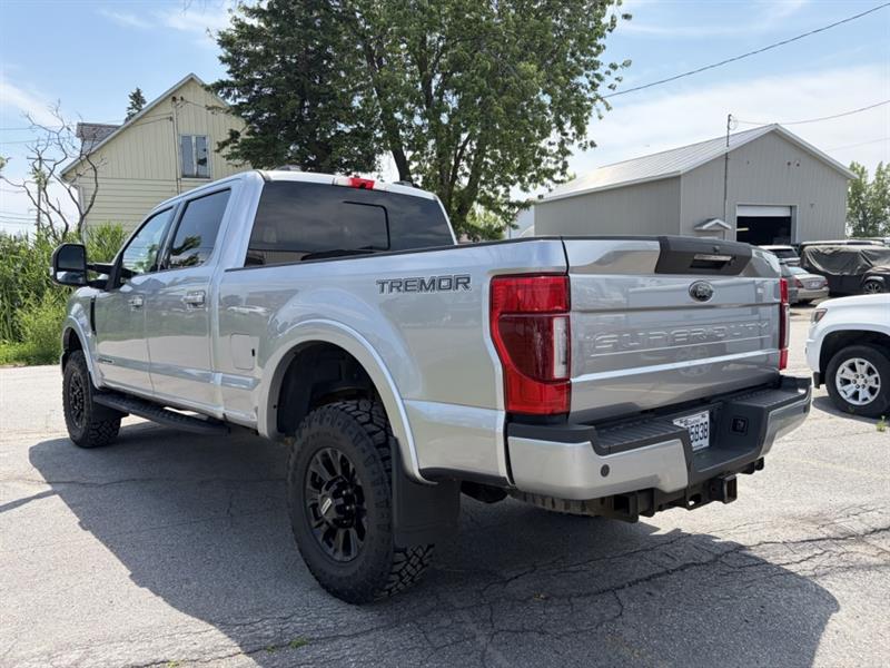 ford Super Duty F-350 a roues arrière simples 2021 - 2
