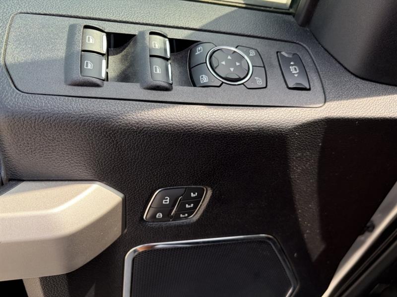 ford Super Duty F-350 a roues arrière simples 2021 - 17