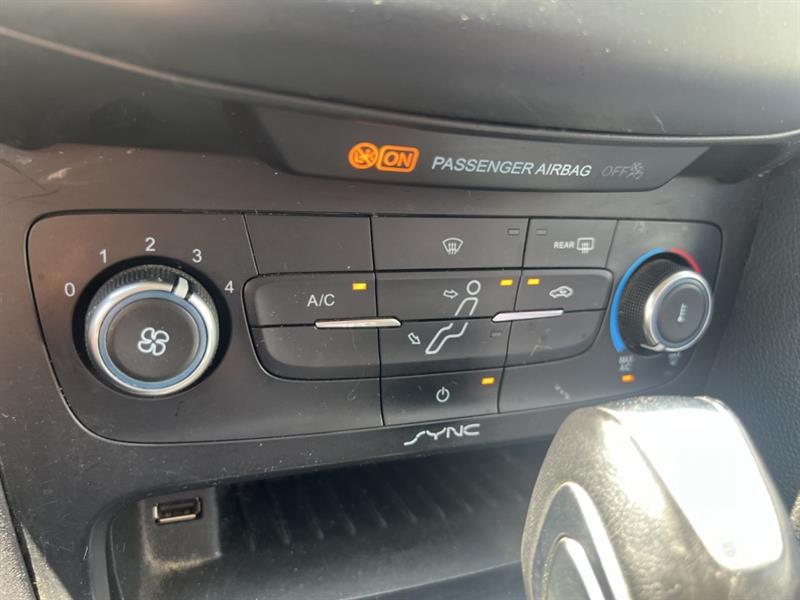 ford Focus 2016 - 15