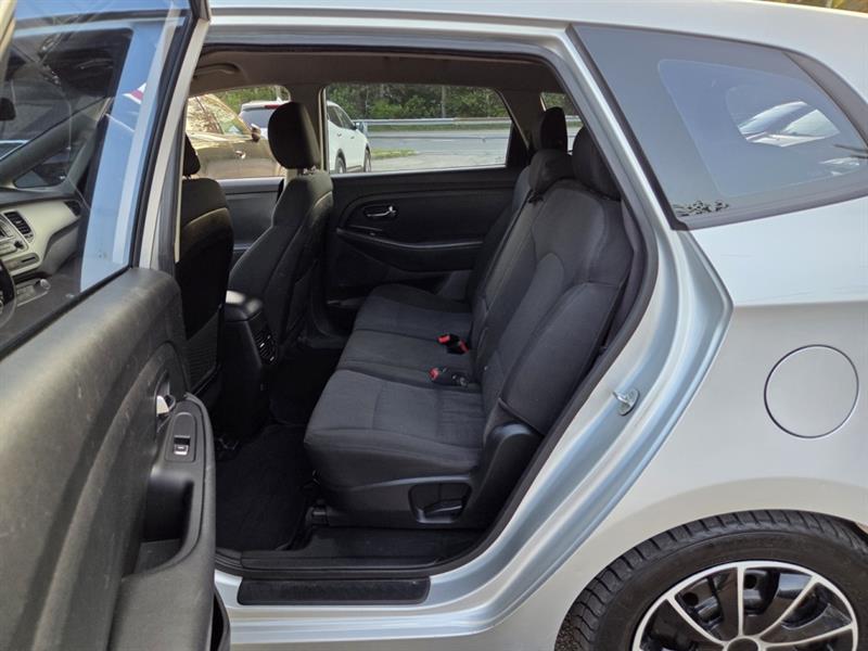 kia Rondo 2015 - 12