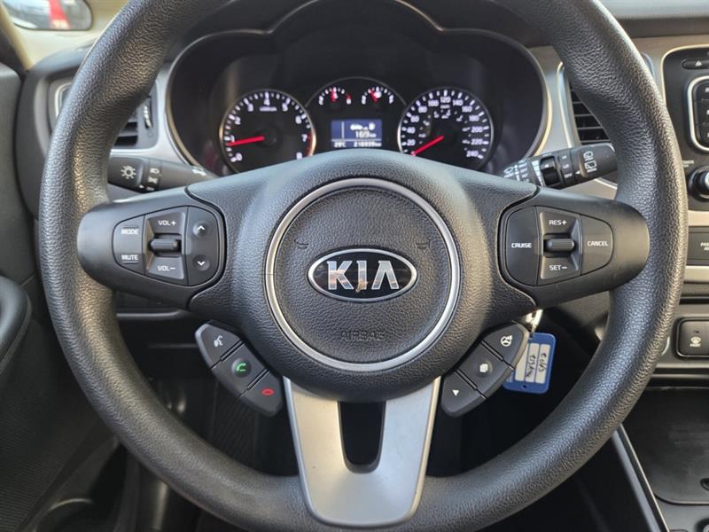 kia Rondo 2015 - 26