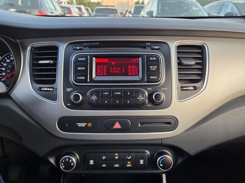 kia Rondo 2015 - 29
