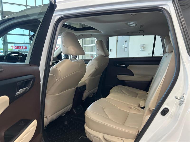 toyota Highlander 2022 - 9