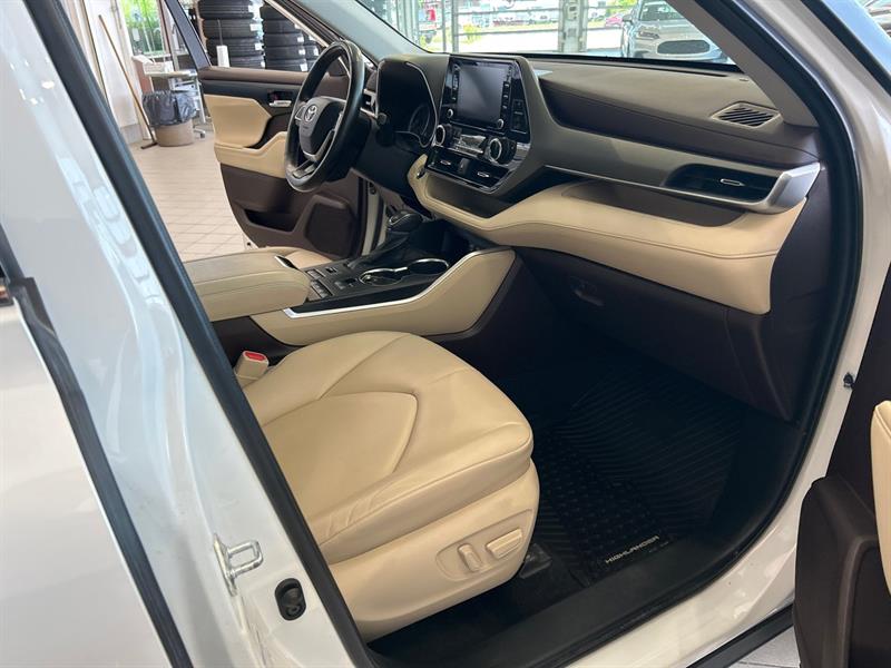 toyota Highlander 2022 - 16