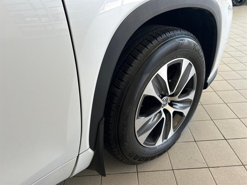 toyota Highlander 2022 - 17