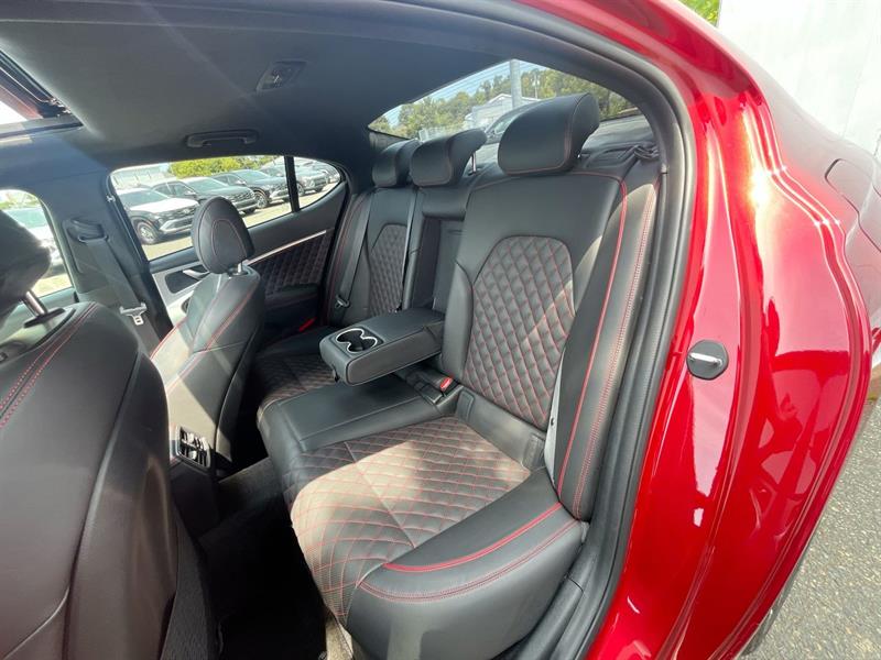 genesis G70 2019 - 32