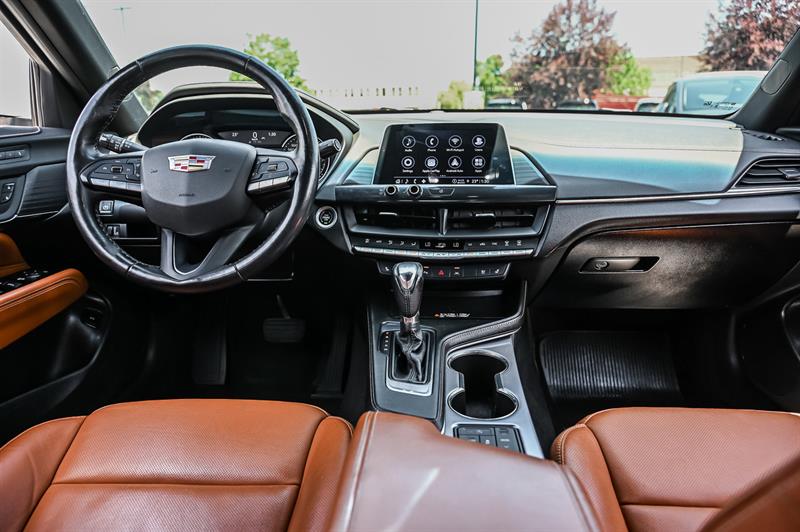 cadillac CT4 2023 - 24