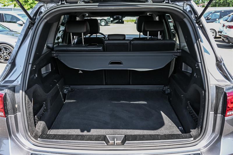 mercedes-benz GLB250 2022 - 8