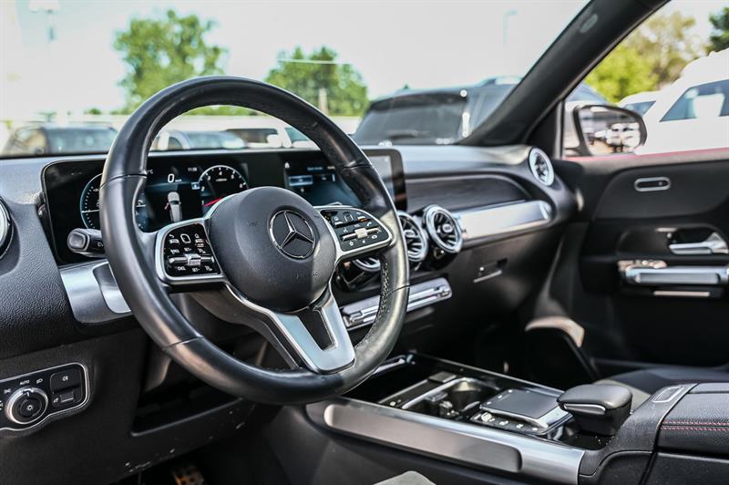 mercedes-benz GLB250 2022 - 18