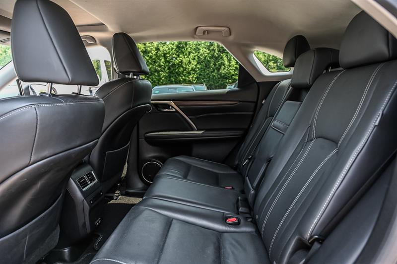 lexus RX350 2020 - 27