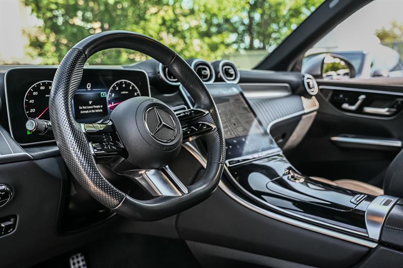 mercedes-benz GLC300 2023 - 16