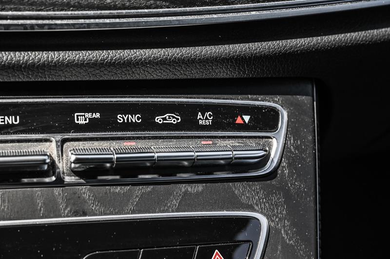 mercedes-benz E450 2022 - 14