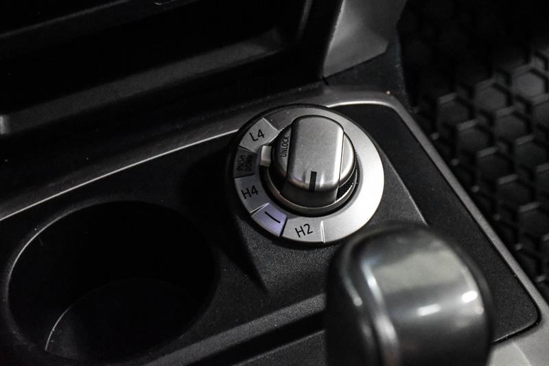 toyota 4Runner 2023 - 36
