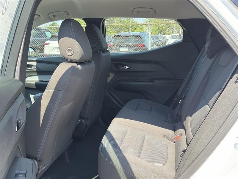 chevrolet Bolt 2027 - 30