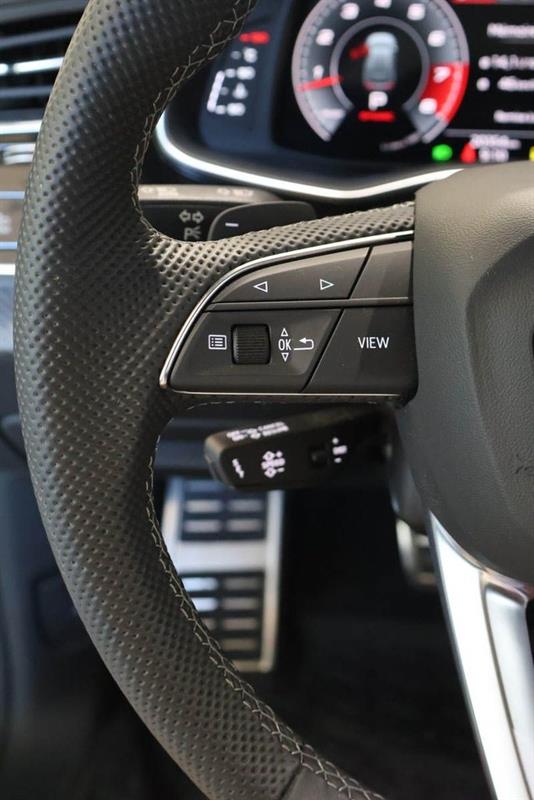 audi SQ8 2025 - 17