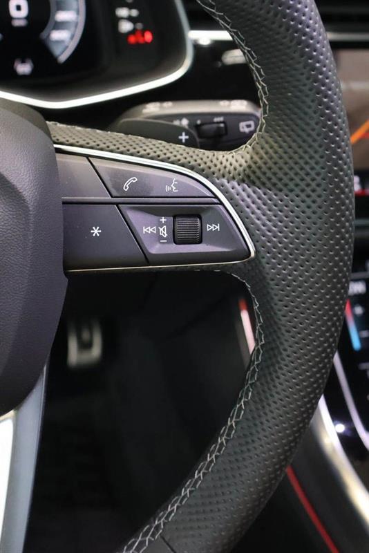 audi SQ8 2025 - 18