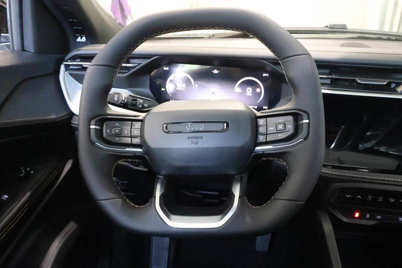 jeep Cherokee 2026 - 11