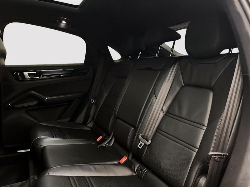 porsche Cayenne 2023 - 26