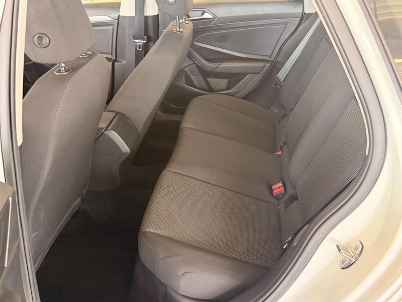 volkswagen Jetta 2019 - 9