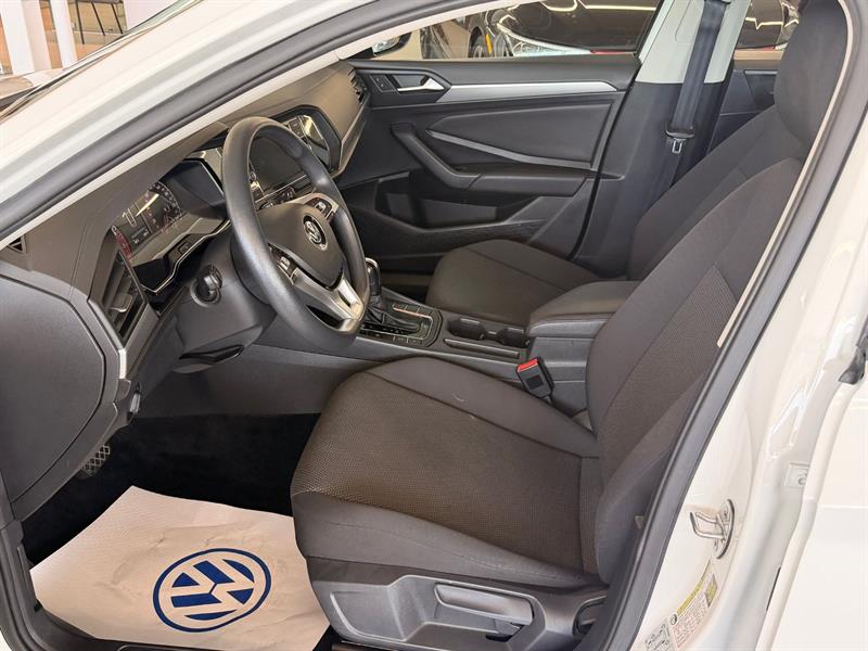 volkswagen Jetta 2019 - 10