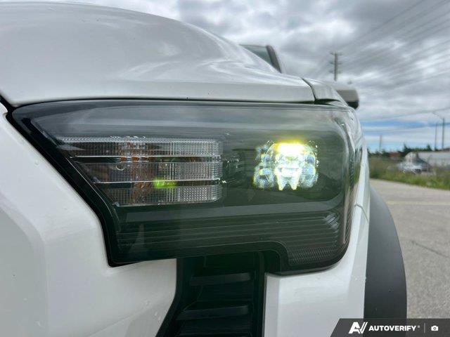 toyota Tacoma 2025 - 11