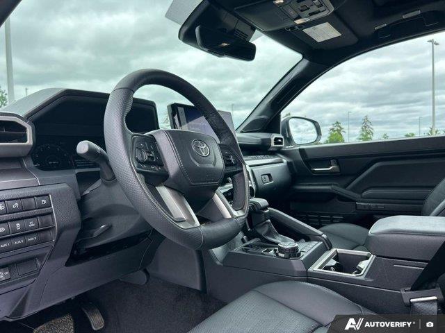 toyota Tacoma 2025 - 16