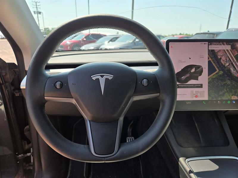 tesla Model Y 2022 - 9