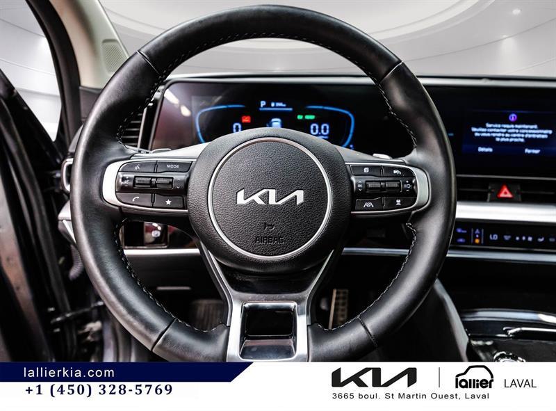 2025 Kia Sportage - Image 22