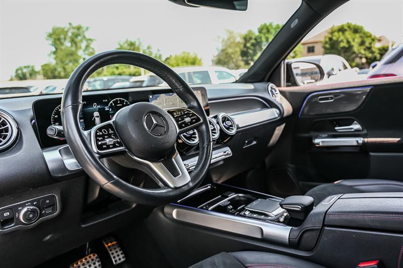 mercedes-benz GLB250 2022 - 9