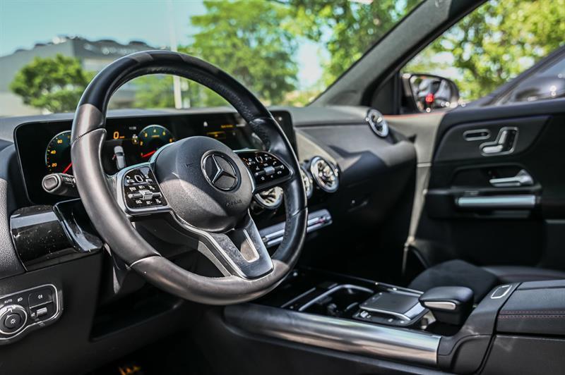 mercedes-benz GLA250 2023 - 14