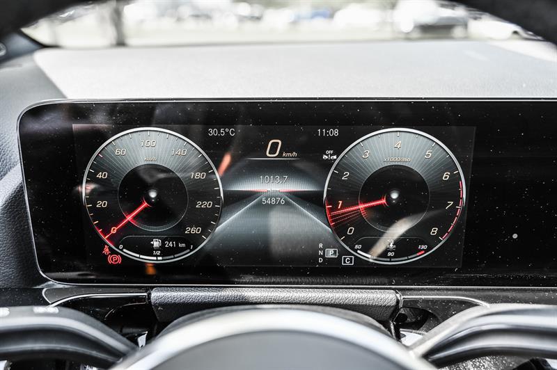 mercedes-benz GLA250 2023 - 19