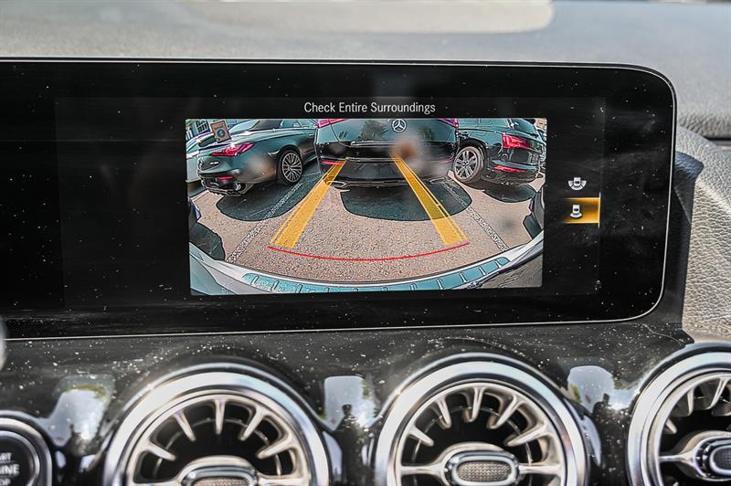 mercedes-benz GLA250 2023 - 21