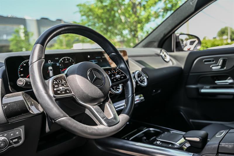 2022 Mercedes-Benz GLA - Image 12