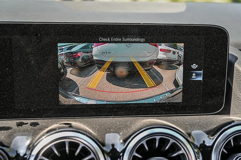 2022 Mercedes-Benz GLA - Image 21