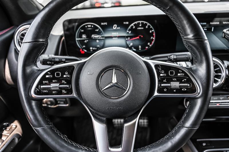 mercedes-benz GLB250 2022 - 21