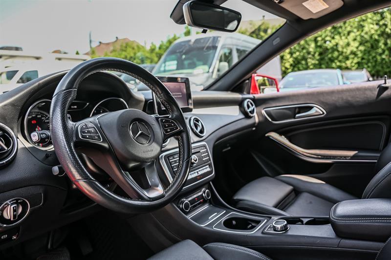 mercedes-benz CLA250 2017 - 14