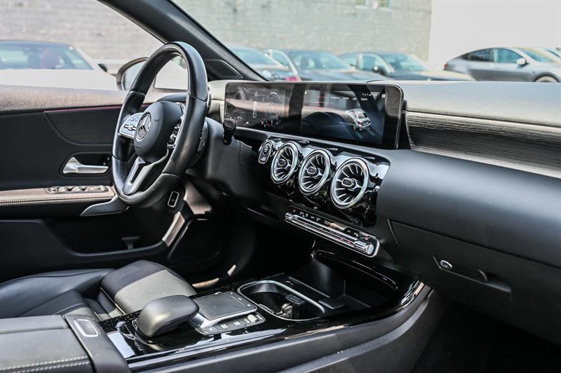 mercedes-benz A220 2022 - 26
