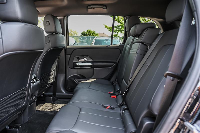 mercedes-benz GLB250 2025 - 17