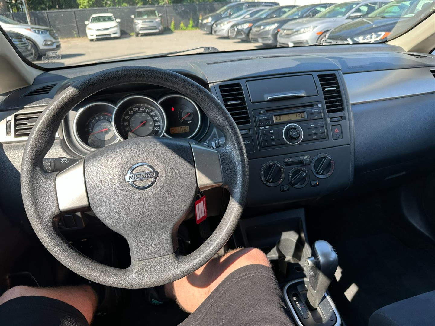 nissan Versa 2009 - 12