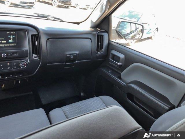 chevrolet Silverado 1500 2018 - 24